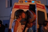 Поцелуй сквозь стену 2010